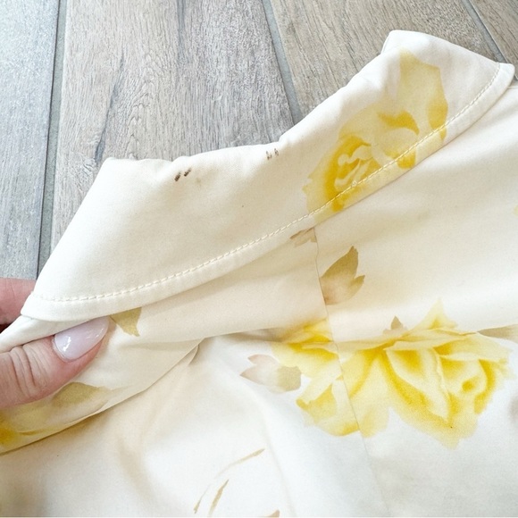 Banana Republic Women's Trench Coat Floral Yellow Button Down Flowers XS - Picture 8 of 9